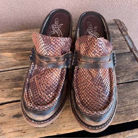 FREEBIRD by Steven Collins Leather Mule - Picture 4 of 9